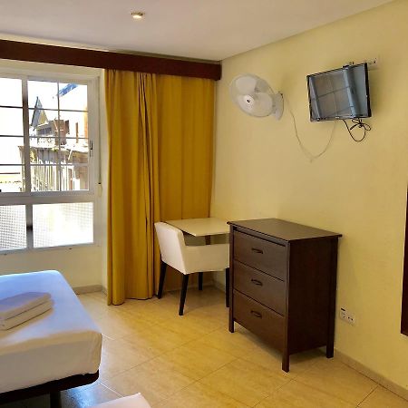 Hostal Arriaza Madrid Dış mekan fotoğraf
