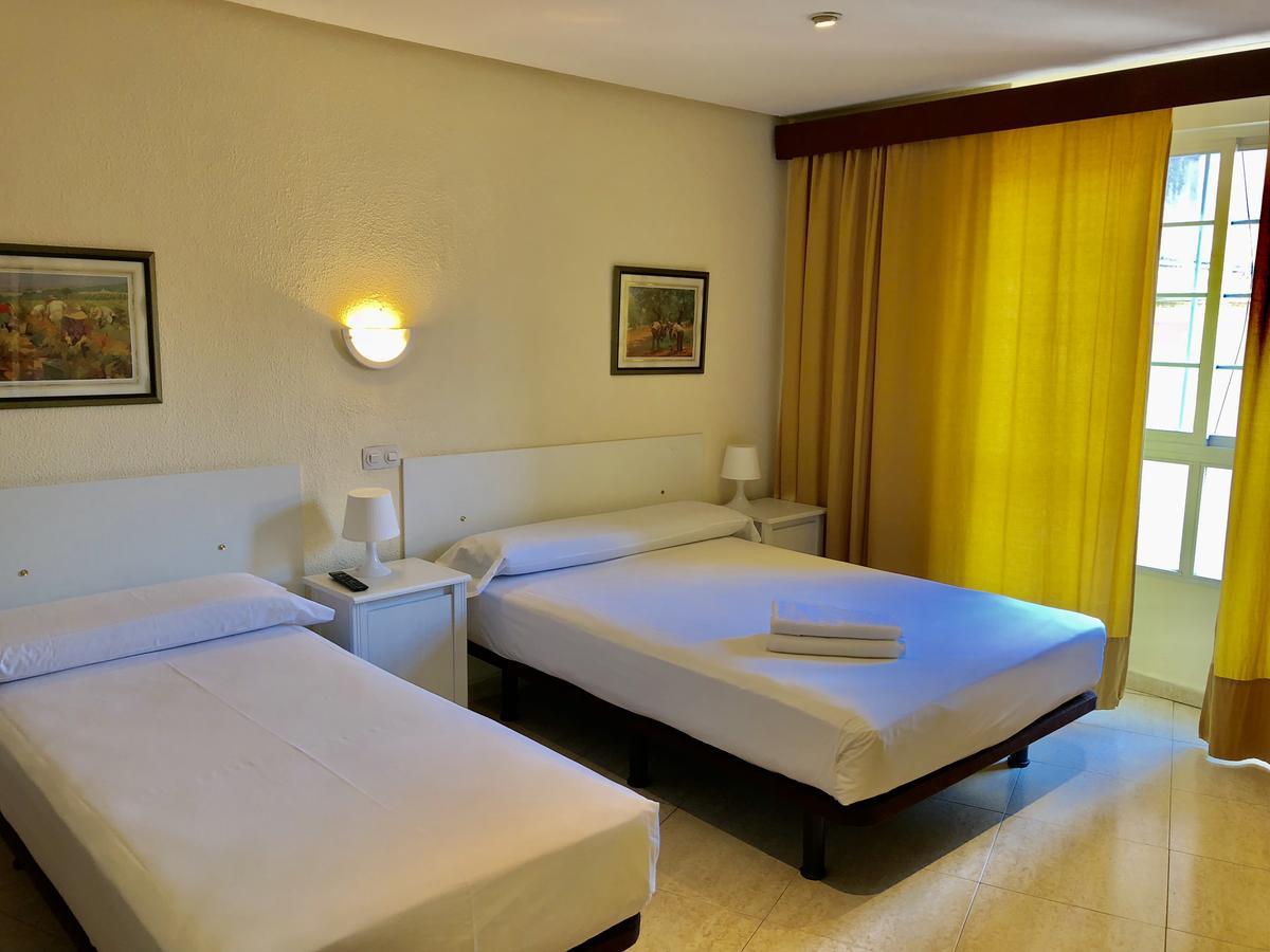 Hostal Arriaza Madrid Dış mekan fotoğraf