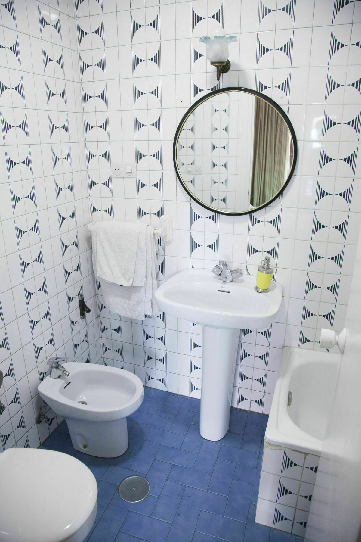 Hostal Arriaza Madrid Dış mekan fotoğraf